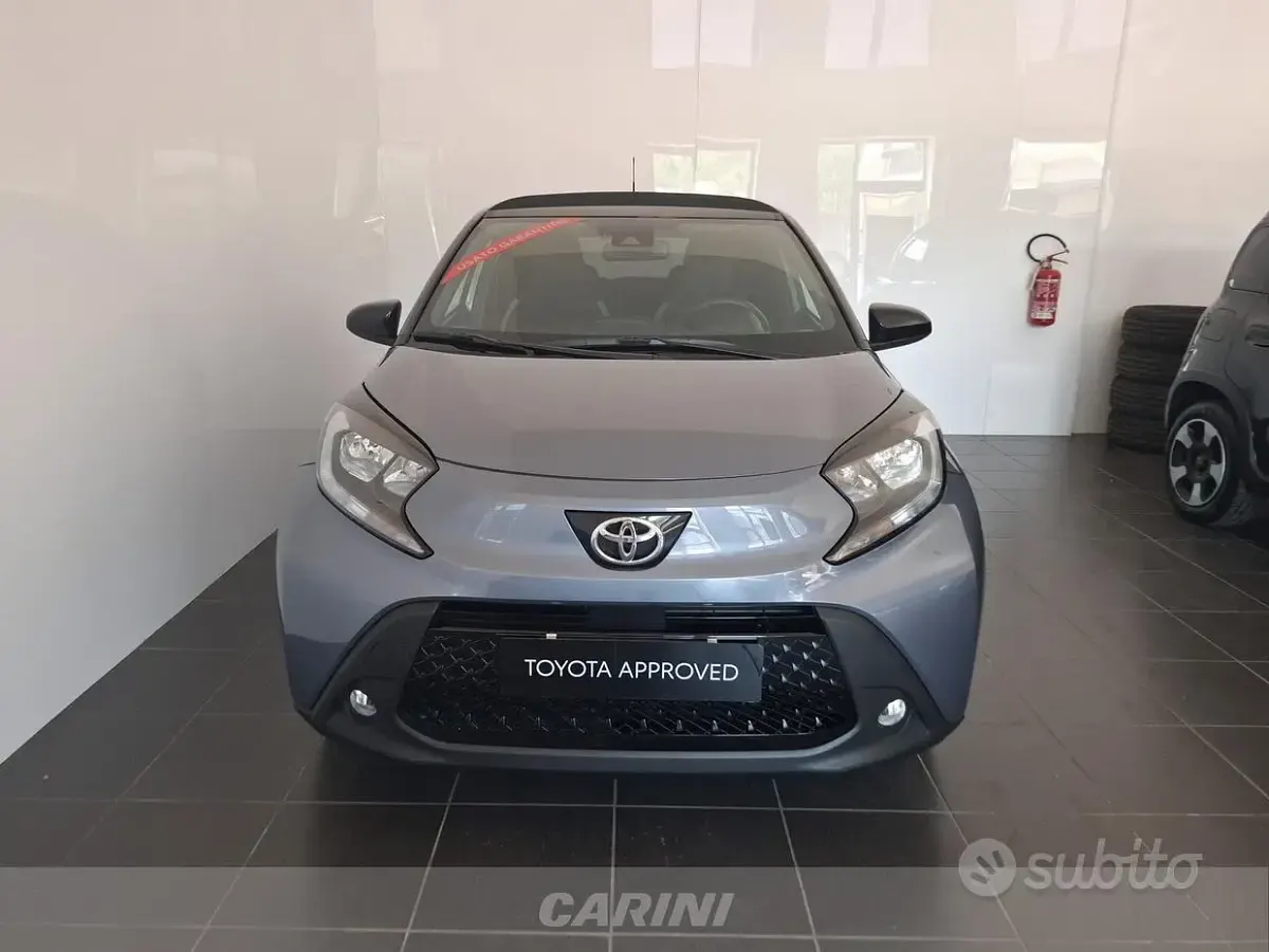 Usata Toyota Aygo X Trend 72 CV (52 kW) 2024 Nero SUV