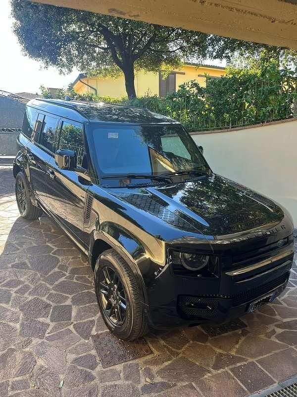 Usata Land Rover Defender SE 200 CV (147 kW) 2022 Nero SUV