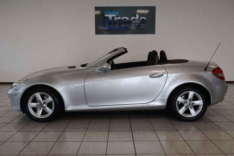 Usata Mercedes SLK200 163 CV (119 kW) 2005 Grigio Cabrio