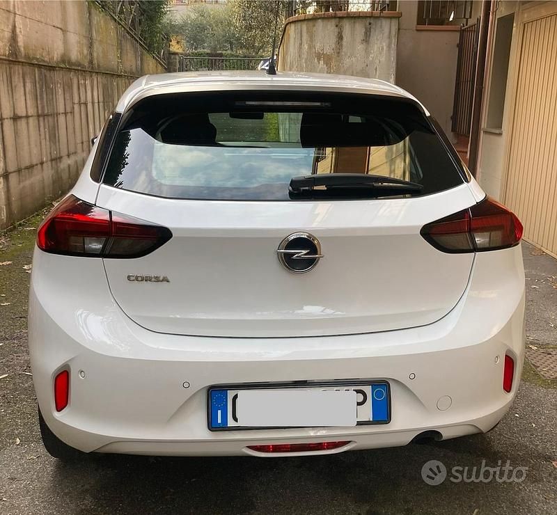 Usata Opel Corsa Edition 102 CV (75 kW) 2023 Bianco Utilitaria