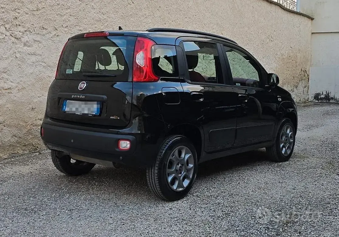 Usata Fiat Panda Lounge 85 CV (62 kW) 2016 Nero Utilitaria