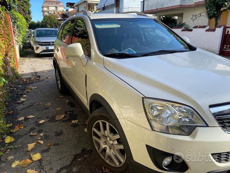 Usata Opel Antara 163 CV (119 kW) 2011 Bianco SUV
