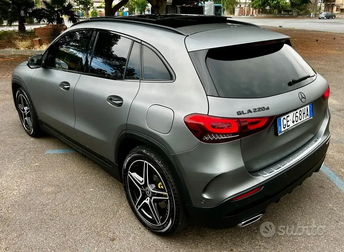 Usata Mercedes GLA220 Premium 190 CV (139 kW) 2022 Grigio SUV