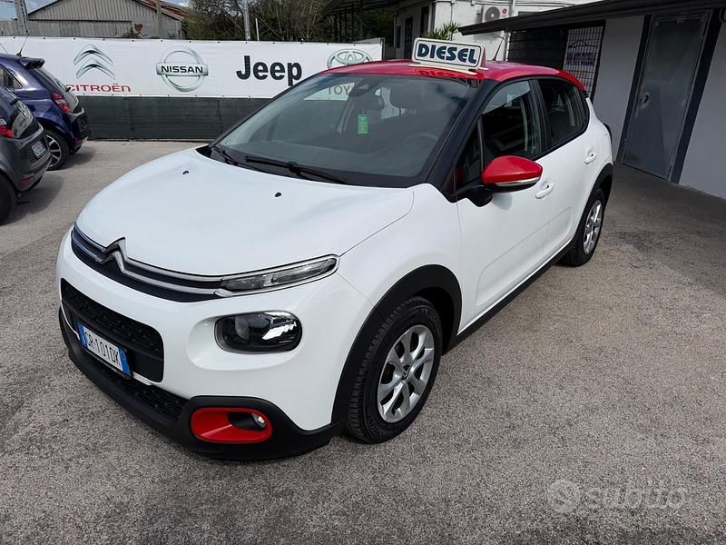 Usata Citroën C3 Shine 101 CV (74 kW) 2019 Bianco Utilitaria