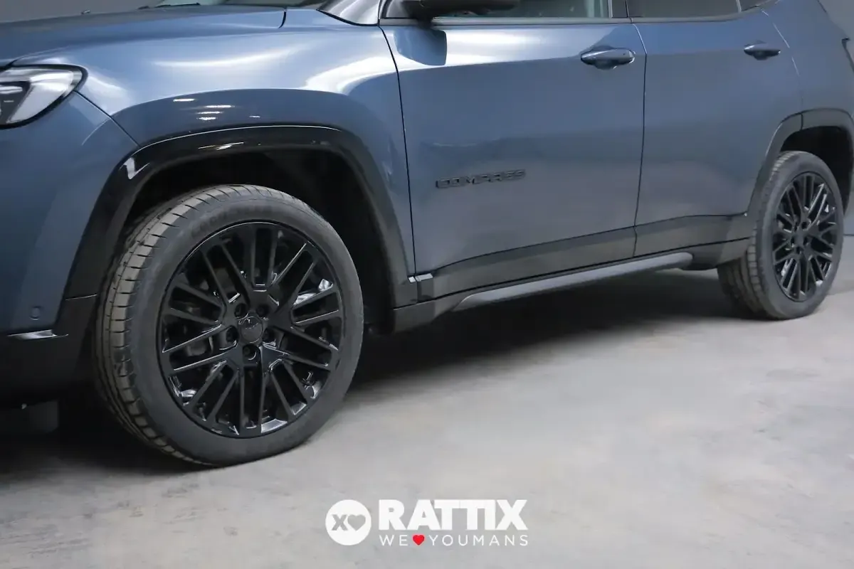Usata Jeep Compass 131 CV (96 kW) 2024 Blue shade & tetto nero SUV