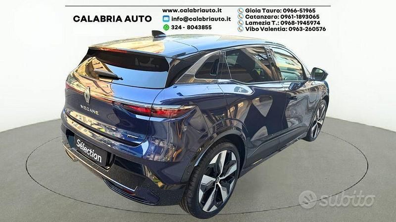 Nuova Renault Mégane 2025 Blu Coupé