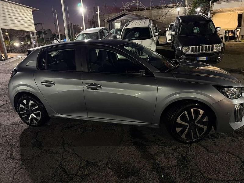 Usata Peugeot 208 Active 75 CV (55 kW) 2024 Utilitaria