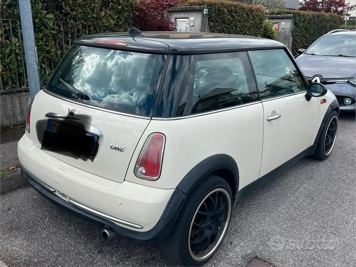 Usata Mini ONE 90 CV (66 kW) 2005 Bianco Utilitaria