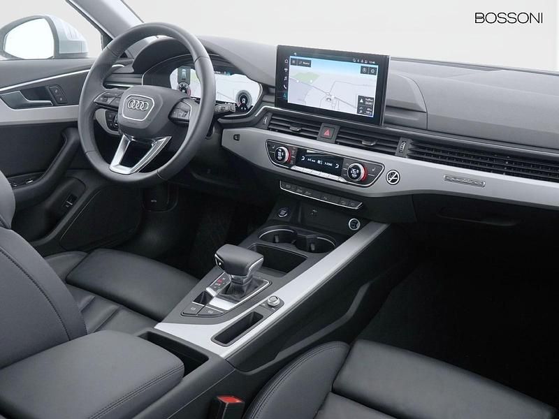 Usata Audi A4 Allroad Comfort 204 CV (150 kW) 2024 Argento Station wagon