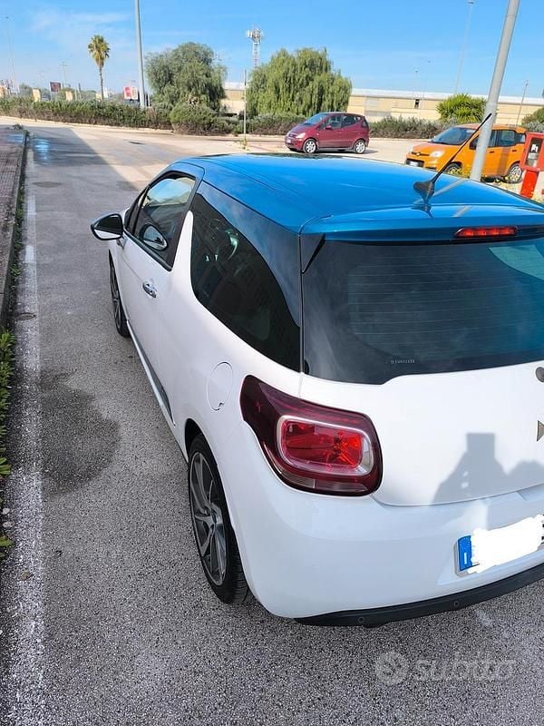 Usata DS Automobiles DS3 Sport Chic 75 CV (55 kW) 2016 Bianco Utilitaria