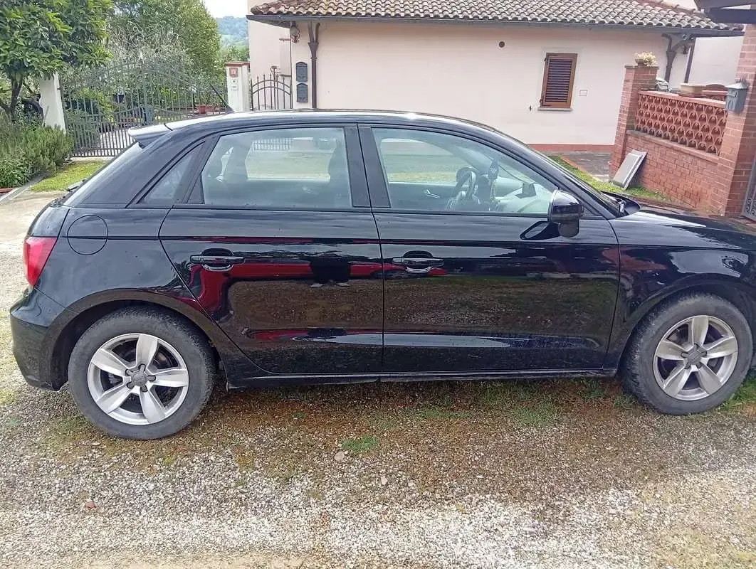 Usata Audi A1 Sportback 90 CV (66 kW) 2015 Nero Utilitaria