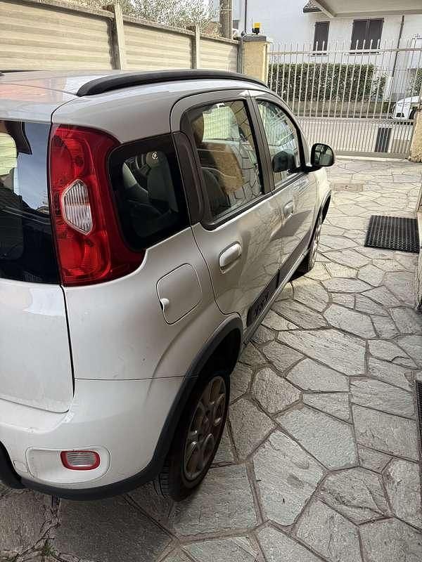 Usata Fiat Panda 4x4 95 CV (69 kW) 2015 Utilitaria