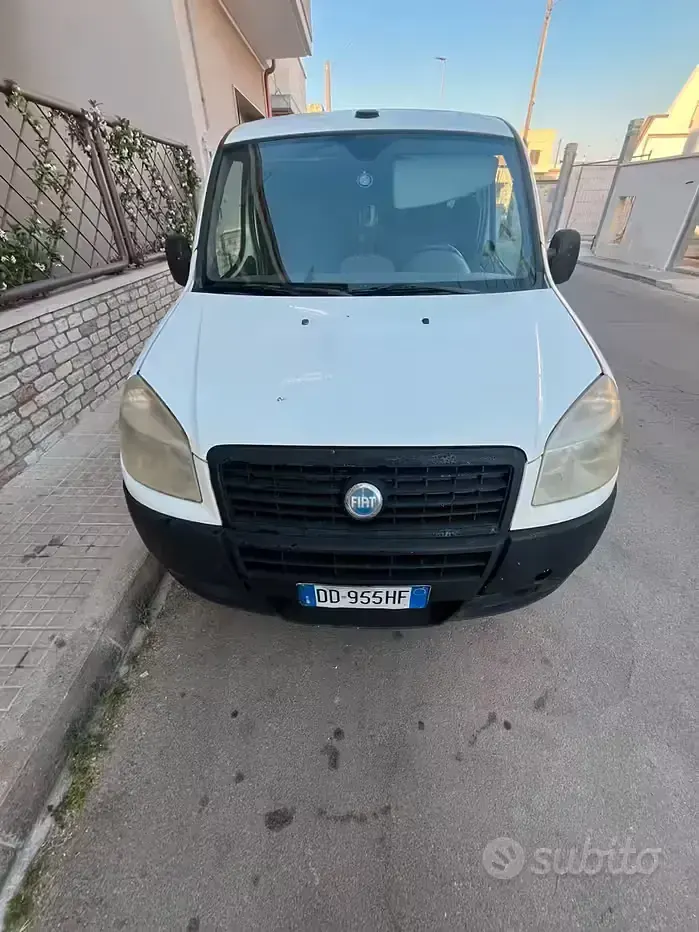 Usata Fiat Doblò 75 CV (55 kW) 2008 Bianco Monovolume
