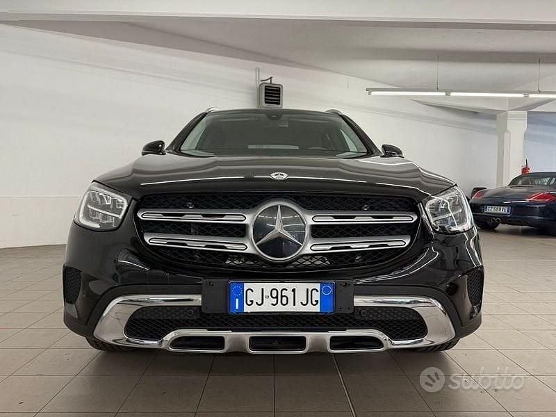 Usata Mercedes GLC200 Business 197 CV (144 kW) 2022 Nero SUV