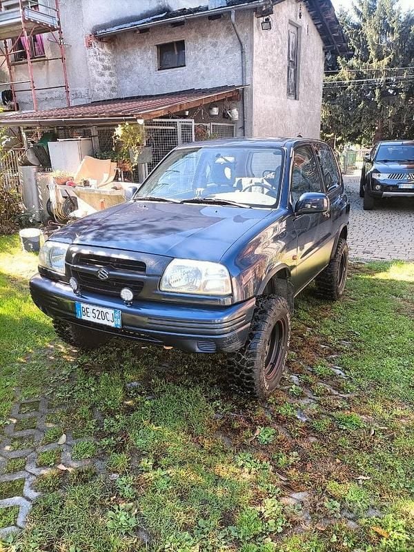 Usata 1999 Suzuki Vitara SUV | 4500 € (Ottimo prezzo) - Immagine 1/4