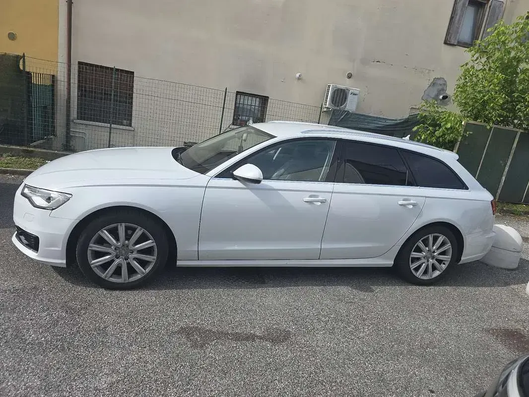 Usata Audi A6 Business Plus 190 CV (139 kW) 2016 Station wagon