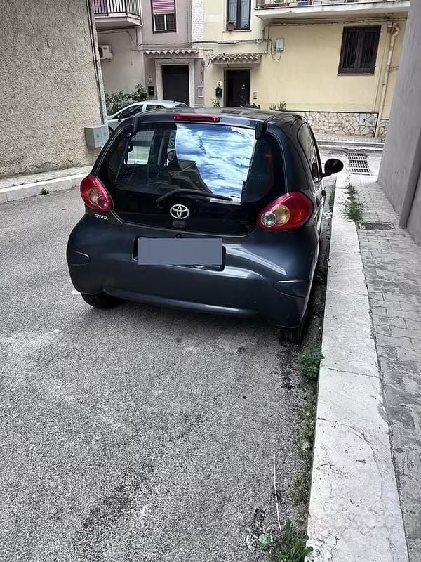 Usata Toyota Aygo 67 CV (49 kW) 2007 Utilitaria