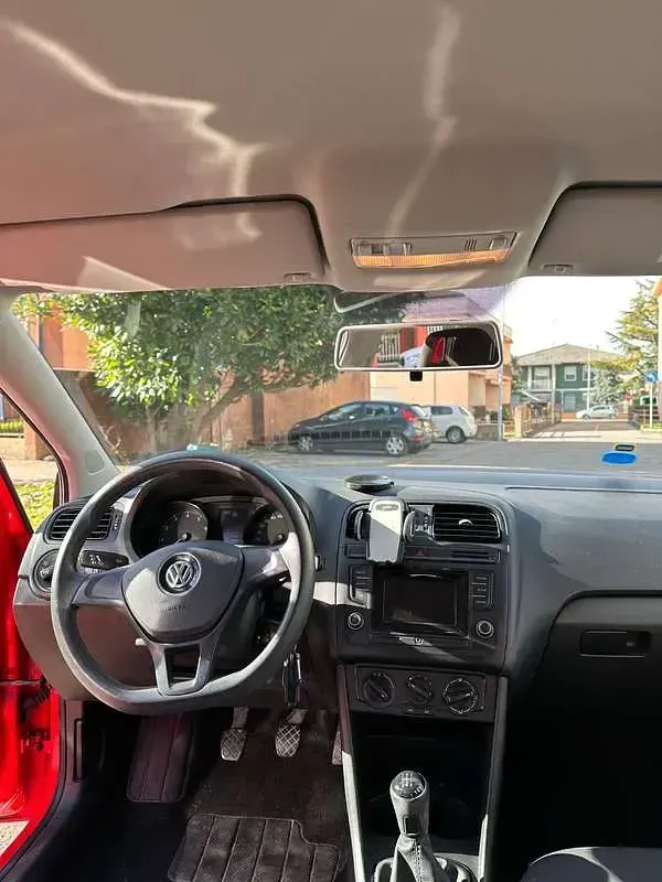 Usata VW Polo Trendline 60 CV (44 kW) 2015 Rosso Berlina