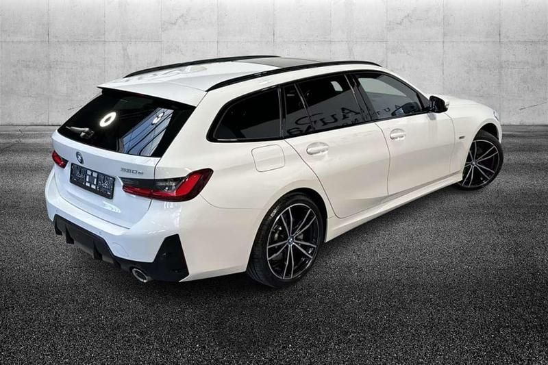 Usata BMW 330e M Sport 292 CV (214 kW) 2022 Bianco Station wagon