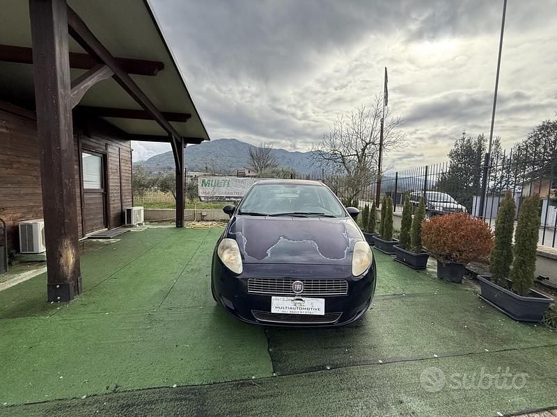 Usata Fiat Punto 75 CV (55 kW) 2009 Blu Utilitaria