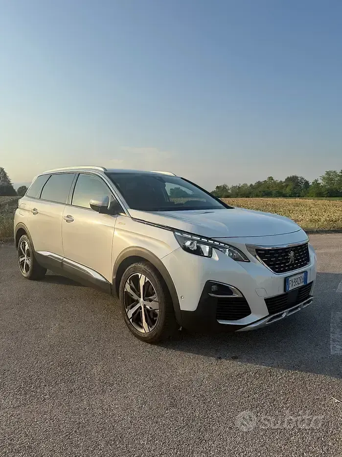 Usata Peugeot 5008 GT-line 131 CV (96 kW) 2019 Bianco SUV