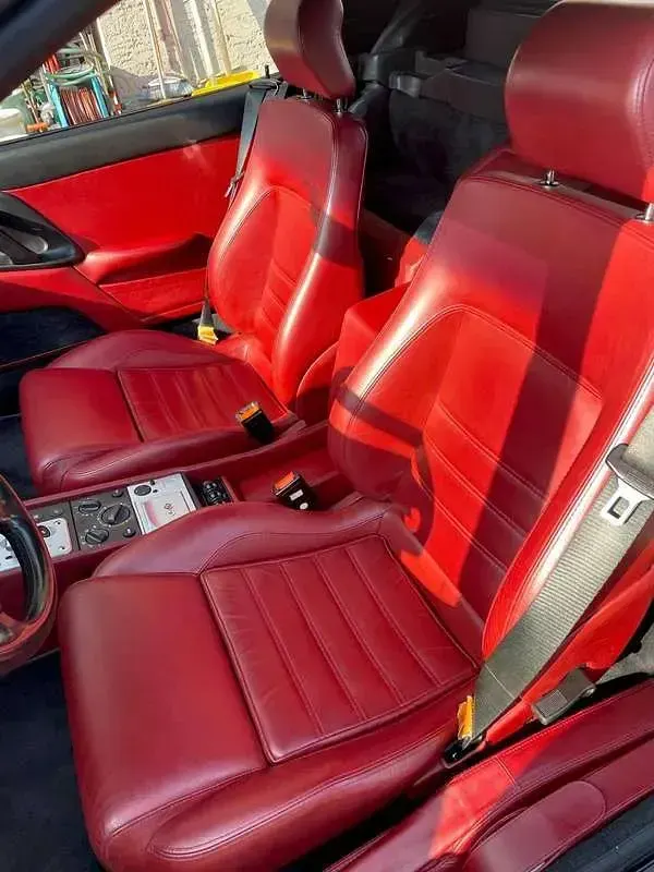 Usata Ferrari F355 379 CV (278 kW) 1998 Grigio Cabrio