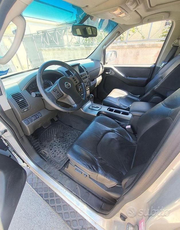 Usata Nissan Pathfinder 174 CV (127 kW) 2008 Grigio SUV