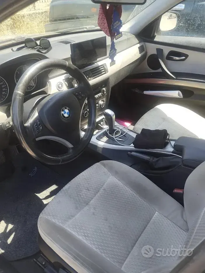 Usata BMW 318 143 CV (105 kW) 2011 Berlina