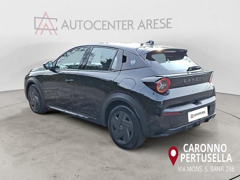 Usata Lancia Ypsilon 110 CV (80 kW) 2025 Nero Utilitaria