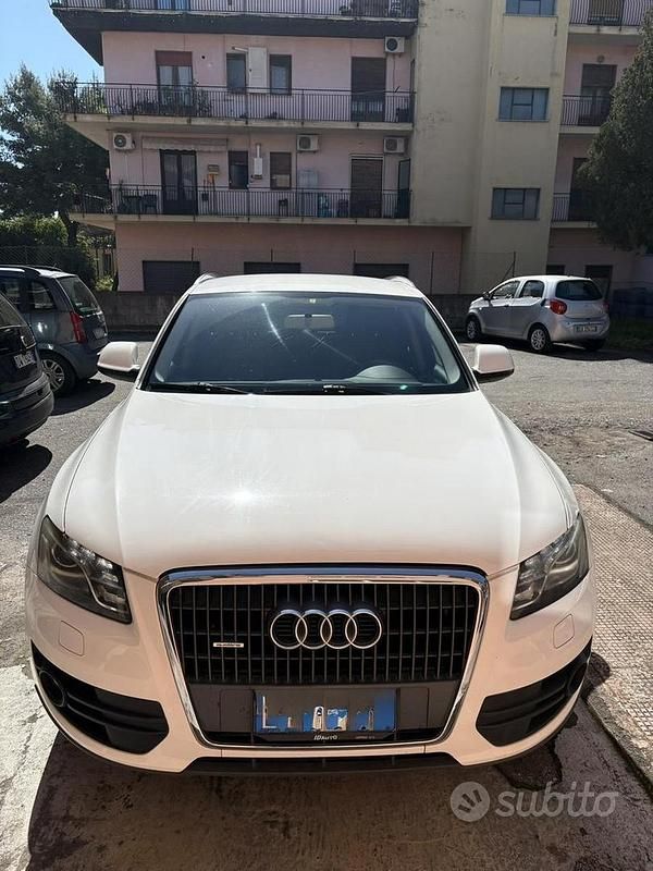 Usata Audi Q5 150 CV (110 kW) 2010 Bianco SUV