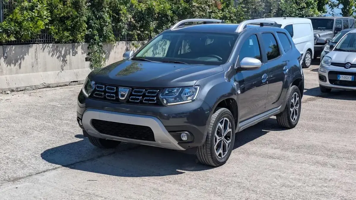 Usata Dacia Duster 101 CV (74 kW) 2020 Grigio SUV