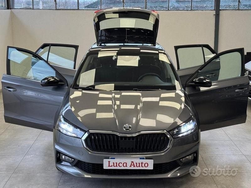 Usata Skoda Fabia 80 CV (58 kW) 2023 Grigio scuro Utilitaria