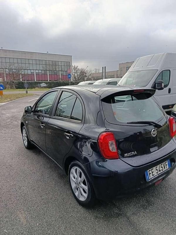 Usata Nissan Micra Tekna 80 CV (58 kW) 2016 Nero Berlina