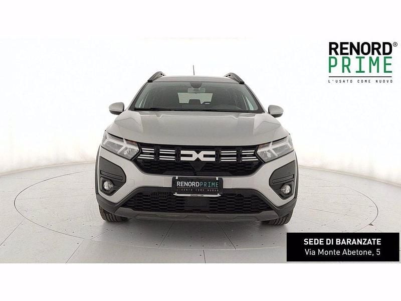 Usata Dacia Jogger Expression 101 CV (74 kW) 2023 Grigio lunare Monovolume
