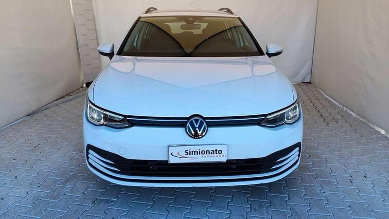 Usata VW Golf VIII Life 110 CV (80 kW) 2023 Bianco Station wagon