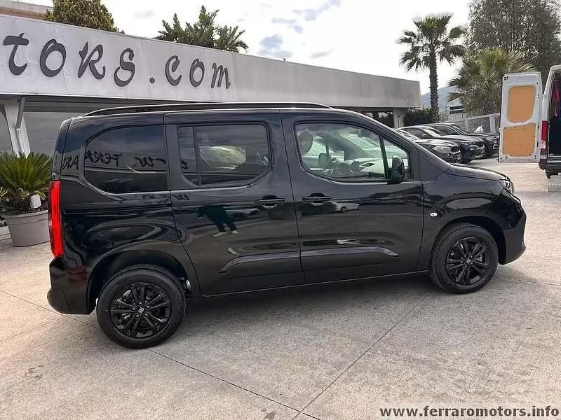 Usata Fiat Doblò S 130 CV (95 kW) 2024 Nero Monovolume