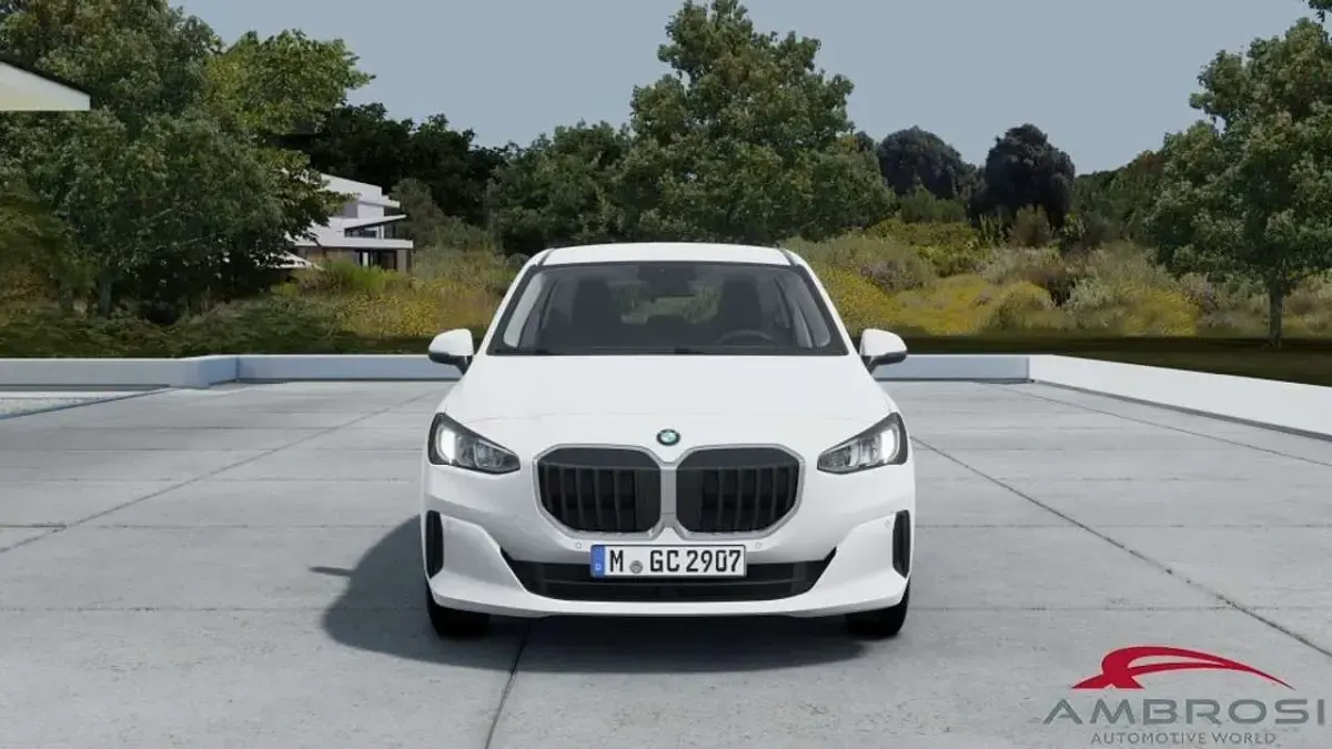 Nuova BMW 218 Active Tourer 150 CV (110 kW) 2025 Bianco Monovolume