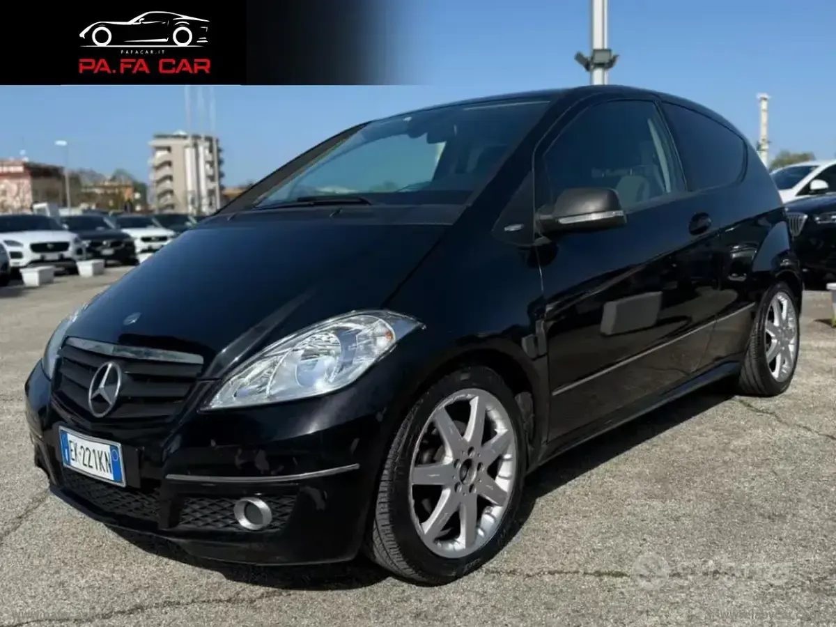 Usata Mercedes A180 Edition 109 CV (80 kW) 2009 Coupé