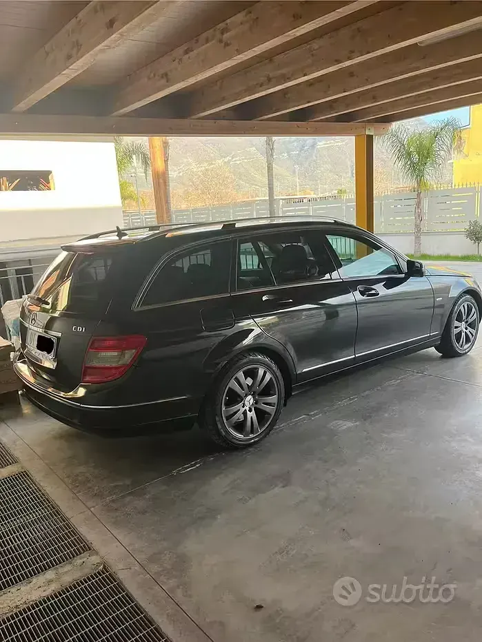 Usata Mercedes C220 170 CV (125 kW) 2009 Berlina