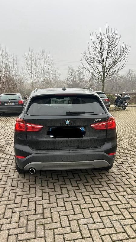 Usata BMW X1 143 CV (105 kW) 2017 Nero SUV