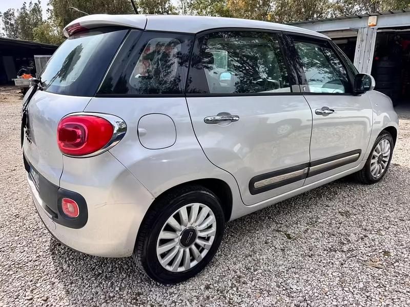 Usata Fiat 500L Pop Star 84 CV (61 kW) 2015 Argento Monovolume