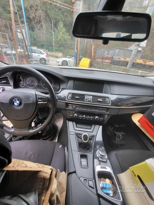 Usata BMW 525 218 CV (160 kW) 2011 Bianco Berlina