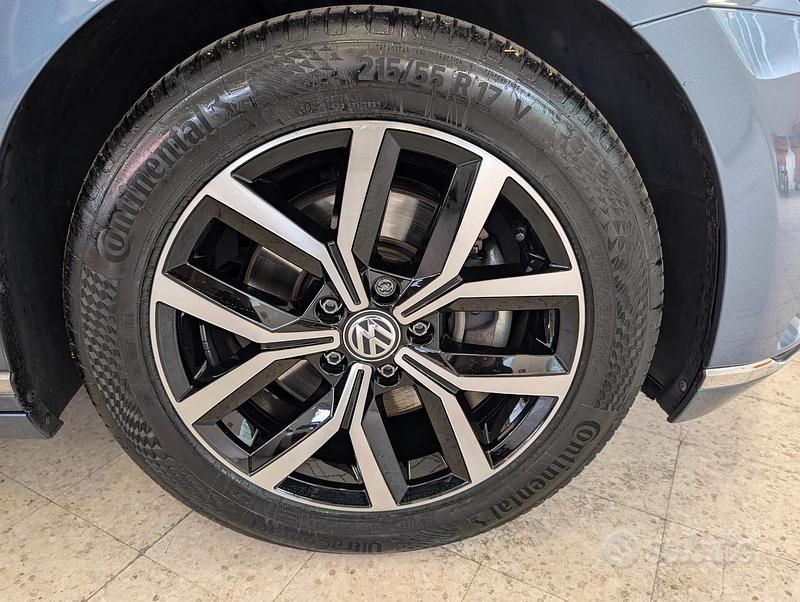 Usata VW Passat Highline 150 CV (110 kW) 2016 Blu Station wagon