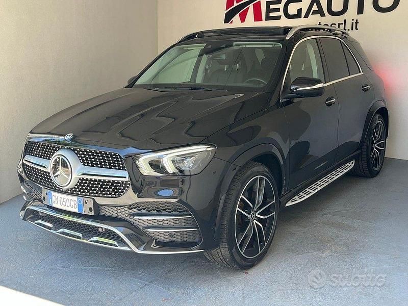 Usata Mercedes GLE400 Premium Plus 330 CV (242 kW) 2023 Nero SUV
