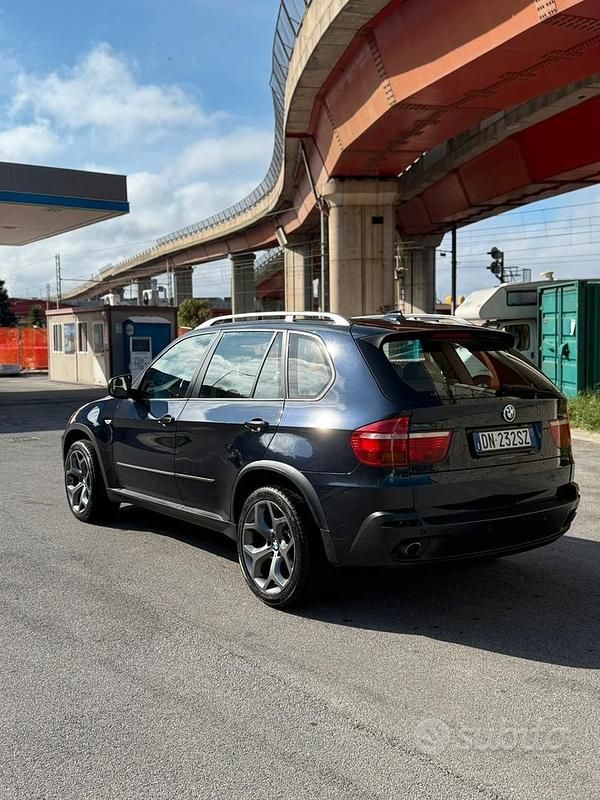 Usata BMW X5 235 CV (172 kW) 2008 Blu SUV
