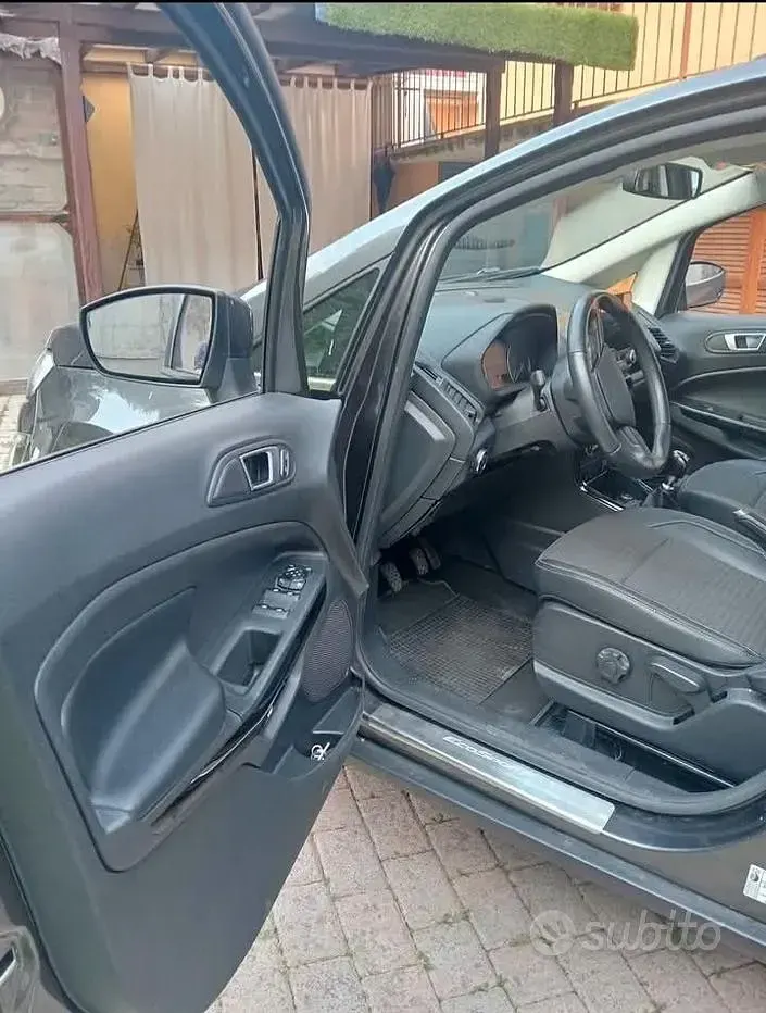 Usata Ford Ecosport 99 CV (72 kW) 2019 Grigio SUV