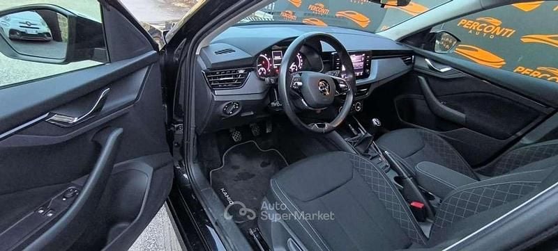 Usata Skoda Kamiq Ambition 111 CV (81 kW) 2022 Grigio chiaro SUV