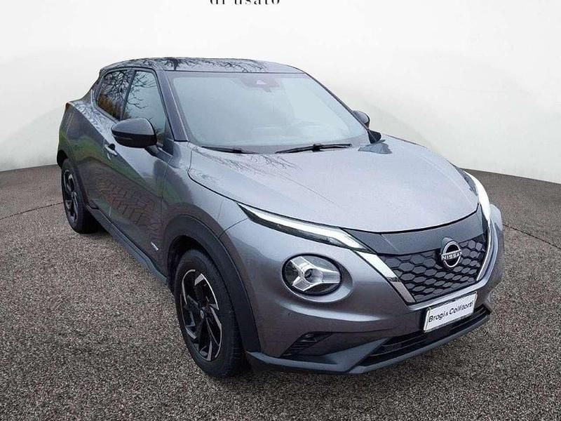 Grigio scuro Usata 2023 Nissan Juke N-Connecta SUV | 19.800 € (Ottimo prezzo) - Immagine 1/4