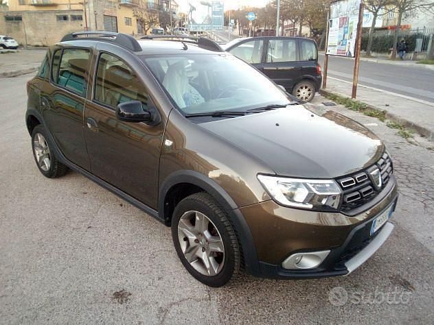 Usata Dacia Sandero Stepway 90 CV (66 kW) 2020 Berlina