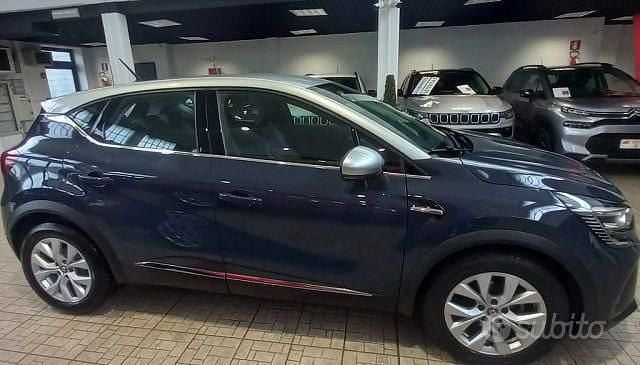 Gebraucht Renault Captur Intens 116 PS (85 kW) 2020 Grau SUV